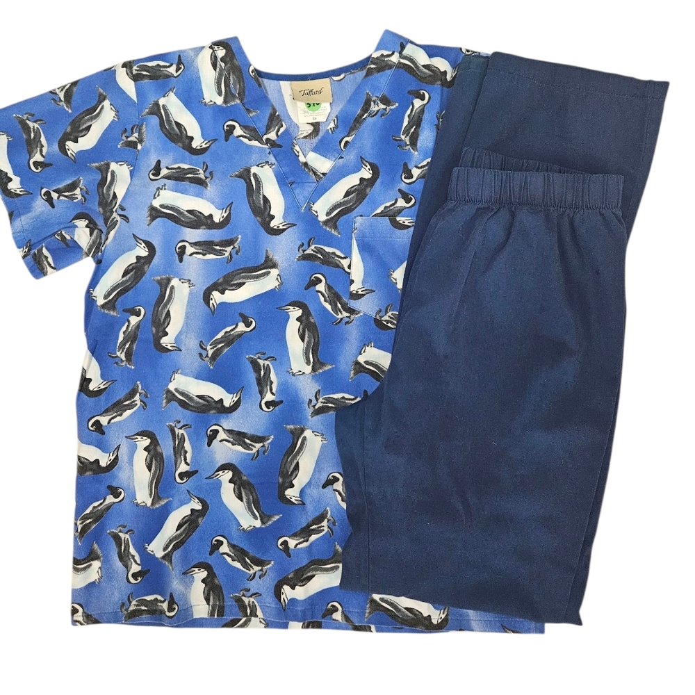Penguins Scrub Set